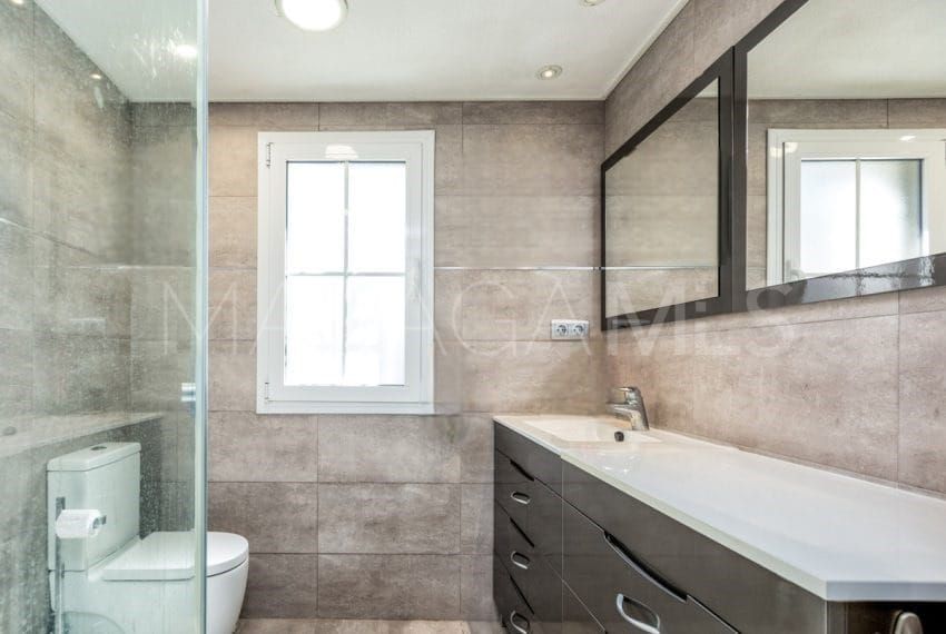 Appartement rez de chaussée for sale in Nueva Andalucia