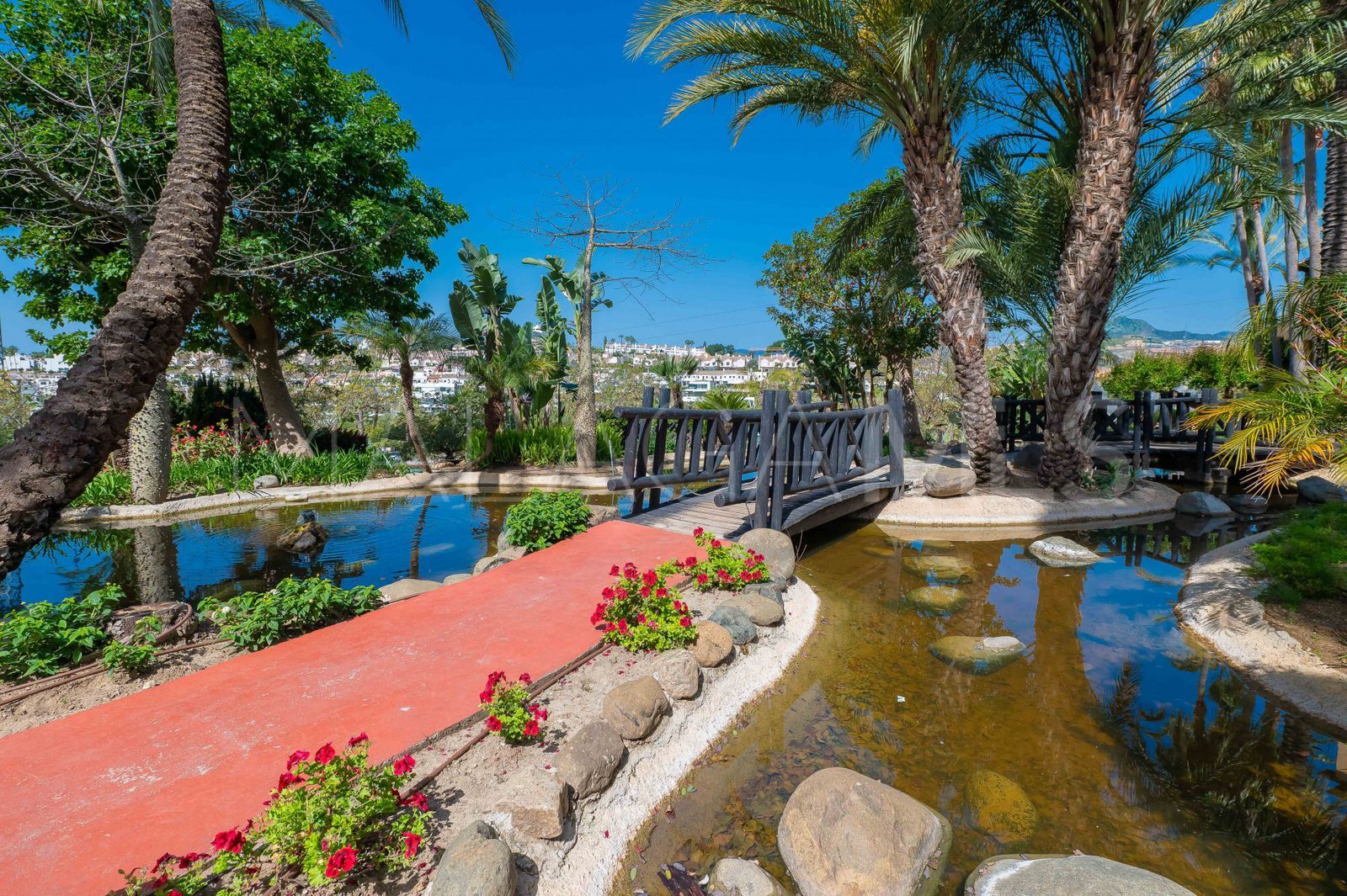 Duplex penthouse for sale in Estepona