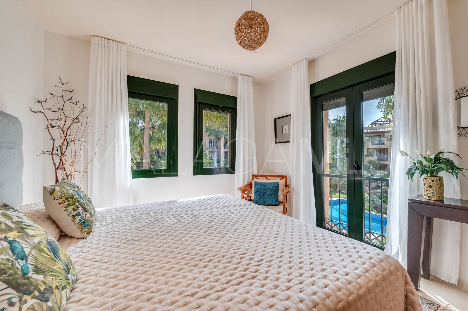 Duplex penthouse for sale in Estepona