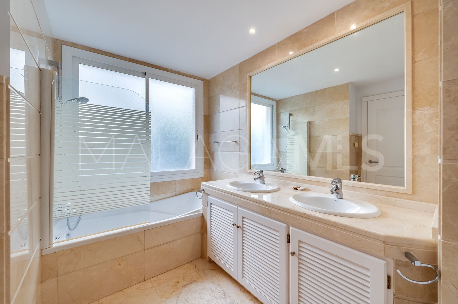 Appartement for sale in Nueva Andalucia