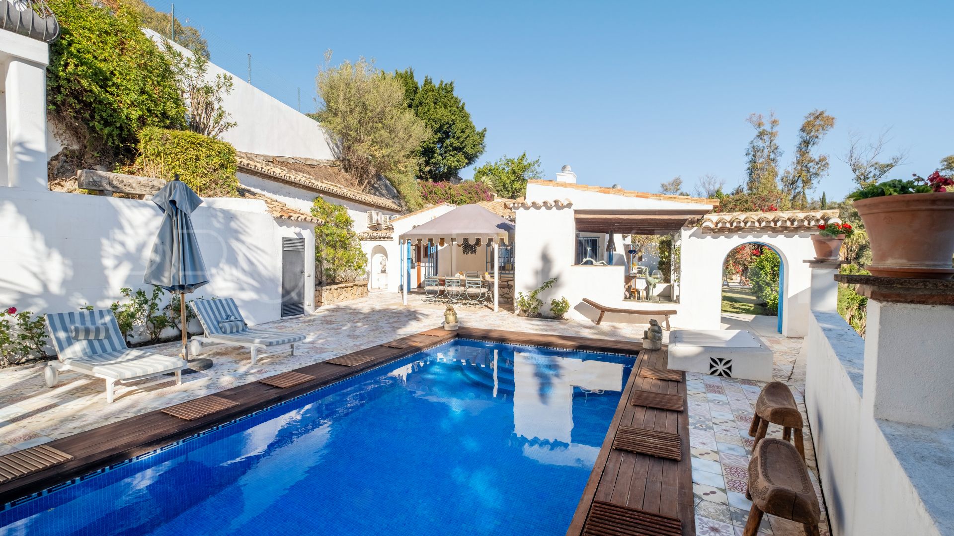 Villa de 5 dormitorios en venta en Benahavis