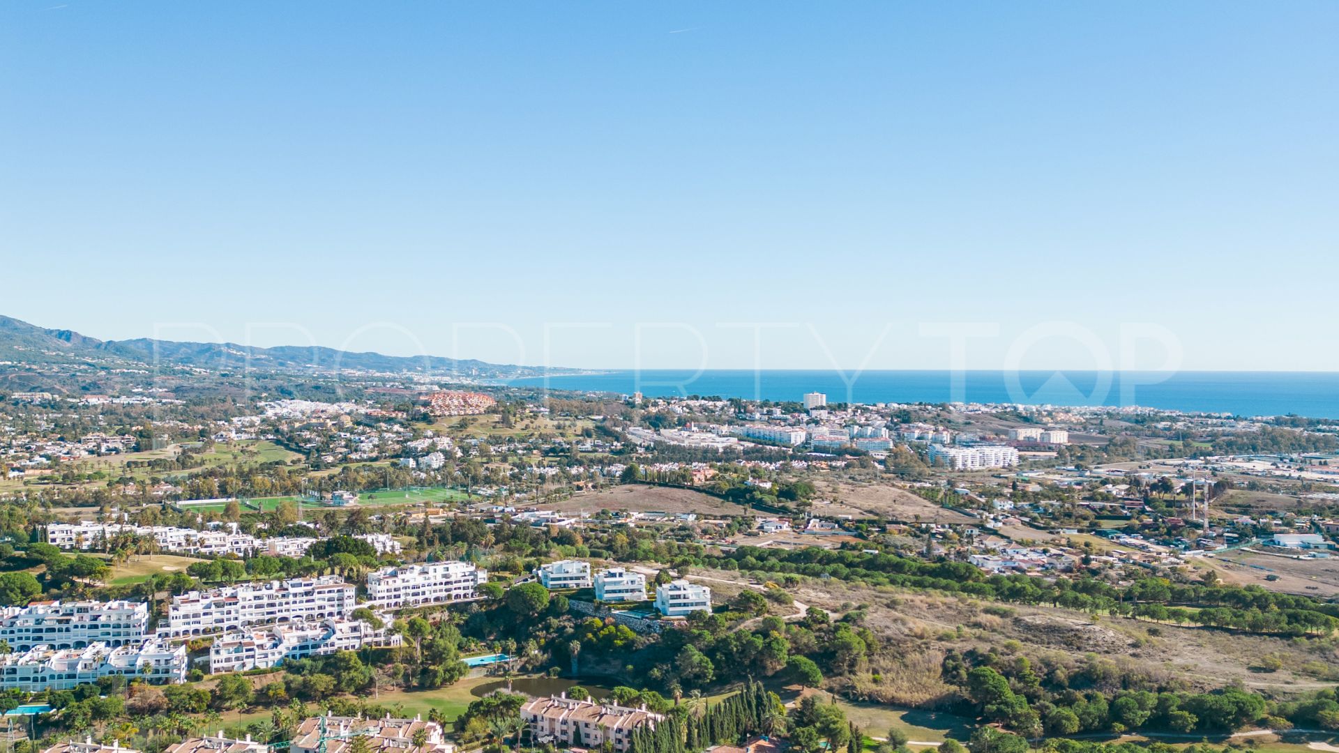 Villa de 5 dormitorios en venta en Benahavis