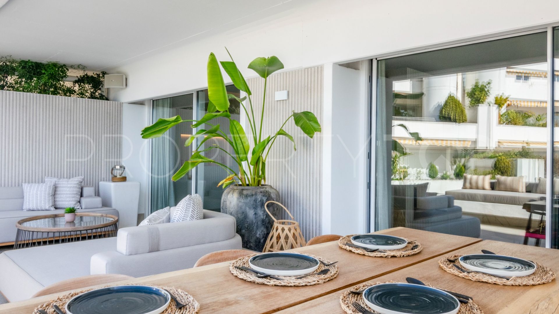 Apartment with 3 bedrooms for sale in Las Lomas de Marbella