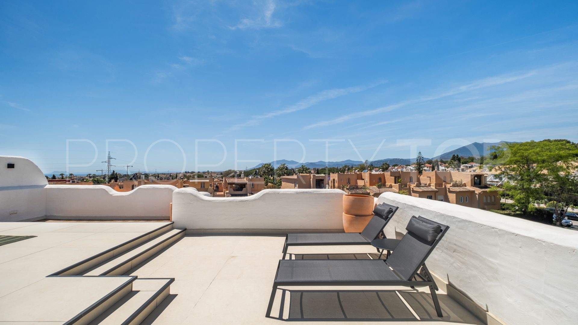 For sale duplex penthouse in Jardines de Sierra Blanca