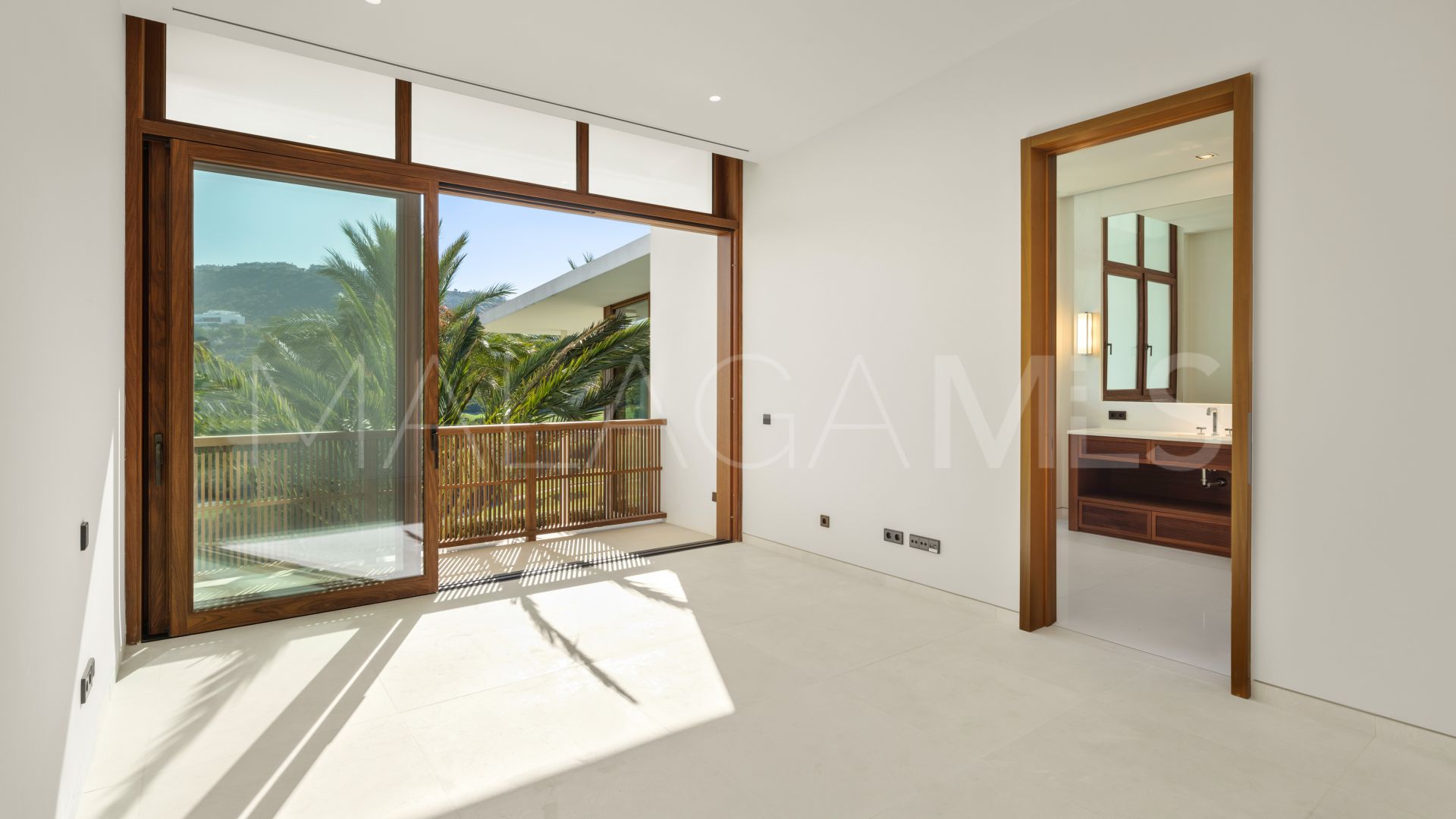 For sale Finca Cortesin villa with 6 bedrooms