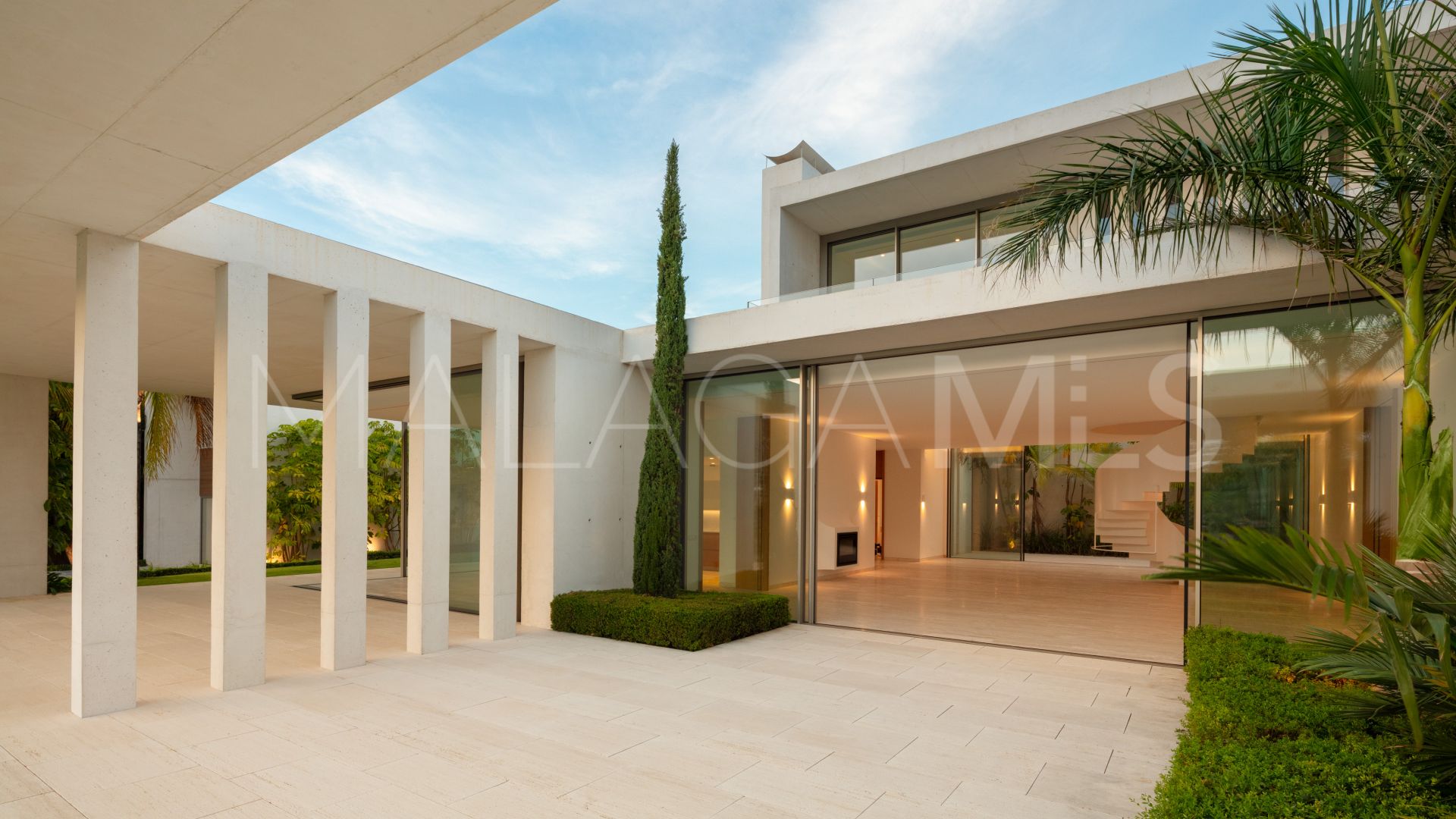 Villa for sale in Finca Cortesin