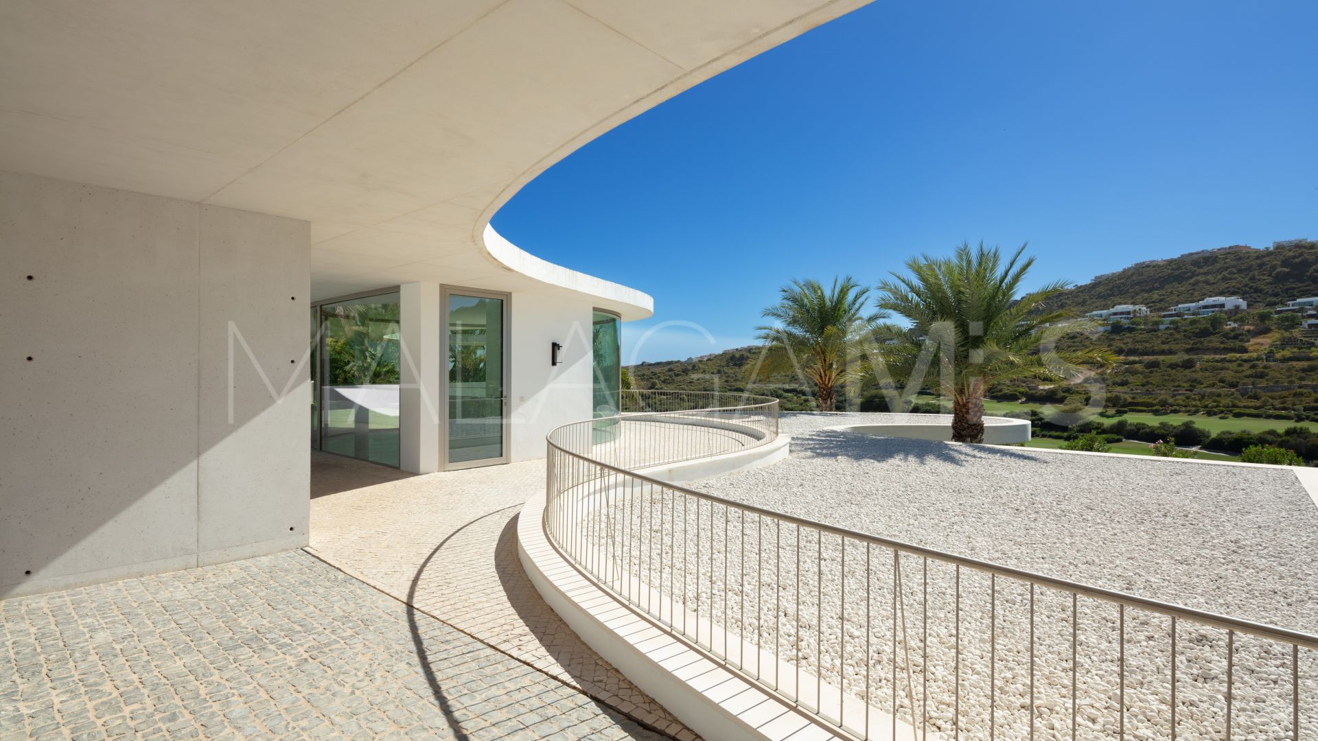 Villa for sale in Finca Cortesin