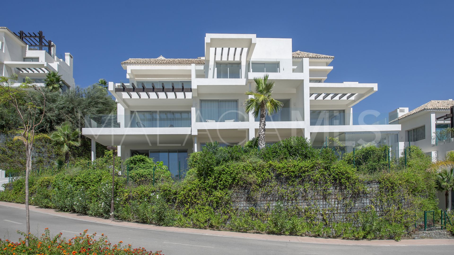 Marbella Club Hills, atico for sale de 3 bedrooms