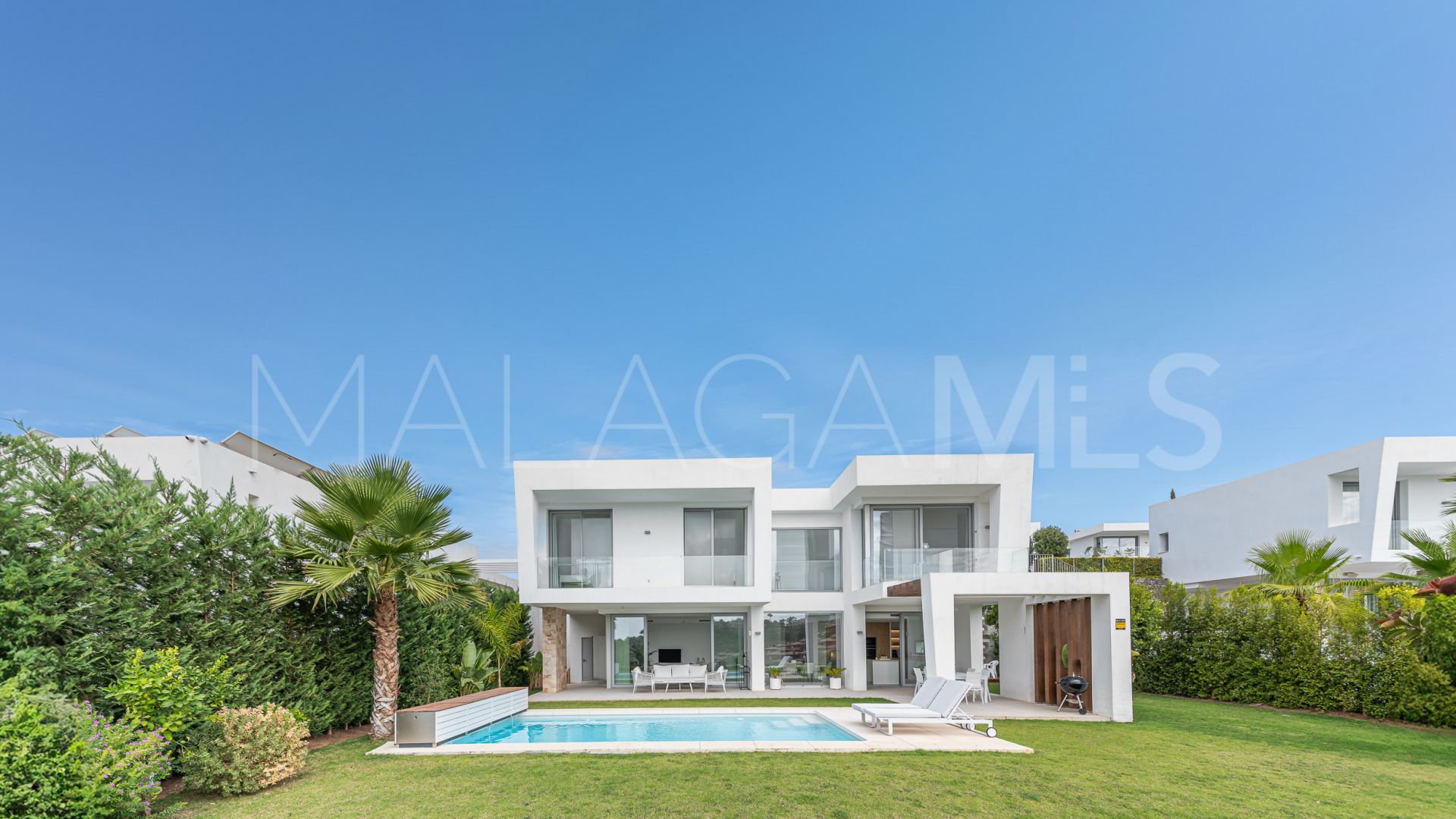 Villa for sale in Santa Clara