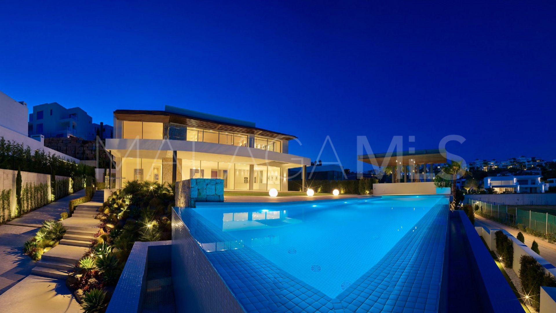 Villa for sale in La Alqueria with 5 bedrooms