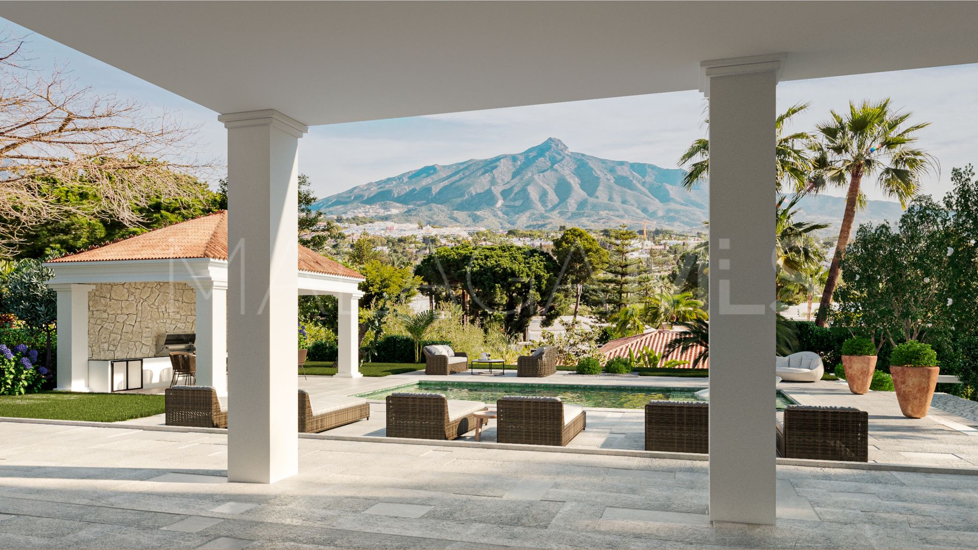 Buy villa in Las Brisas de 5 bedrooms