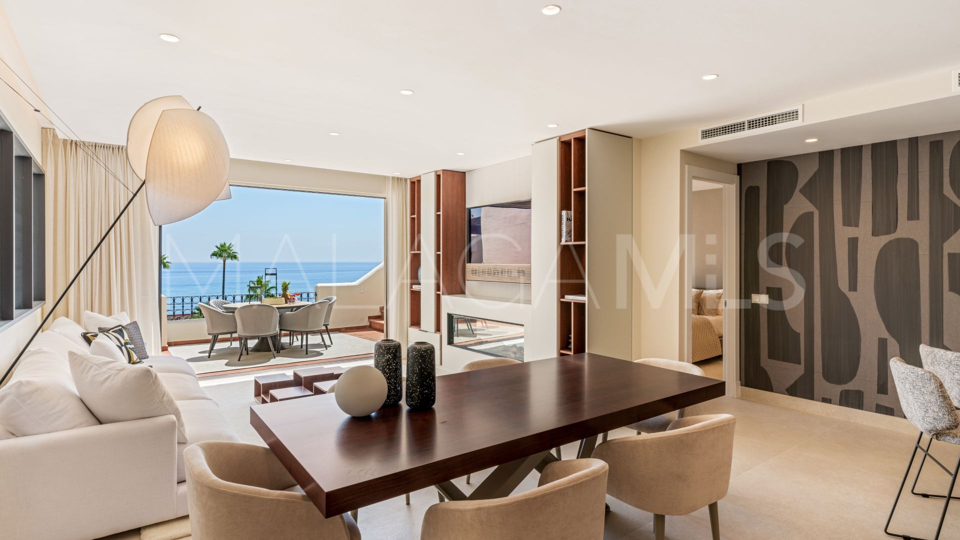 Zweistöckiges penthouse for sale in Bahía del Velerín