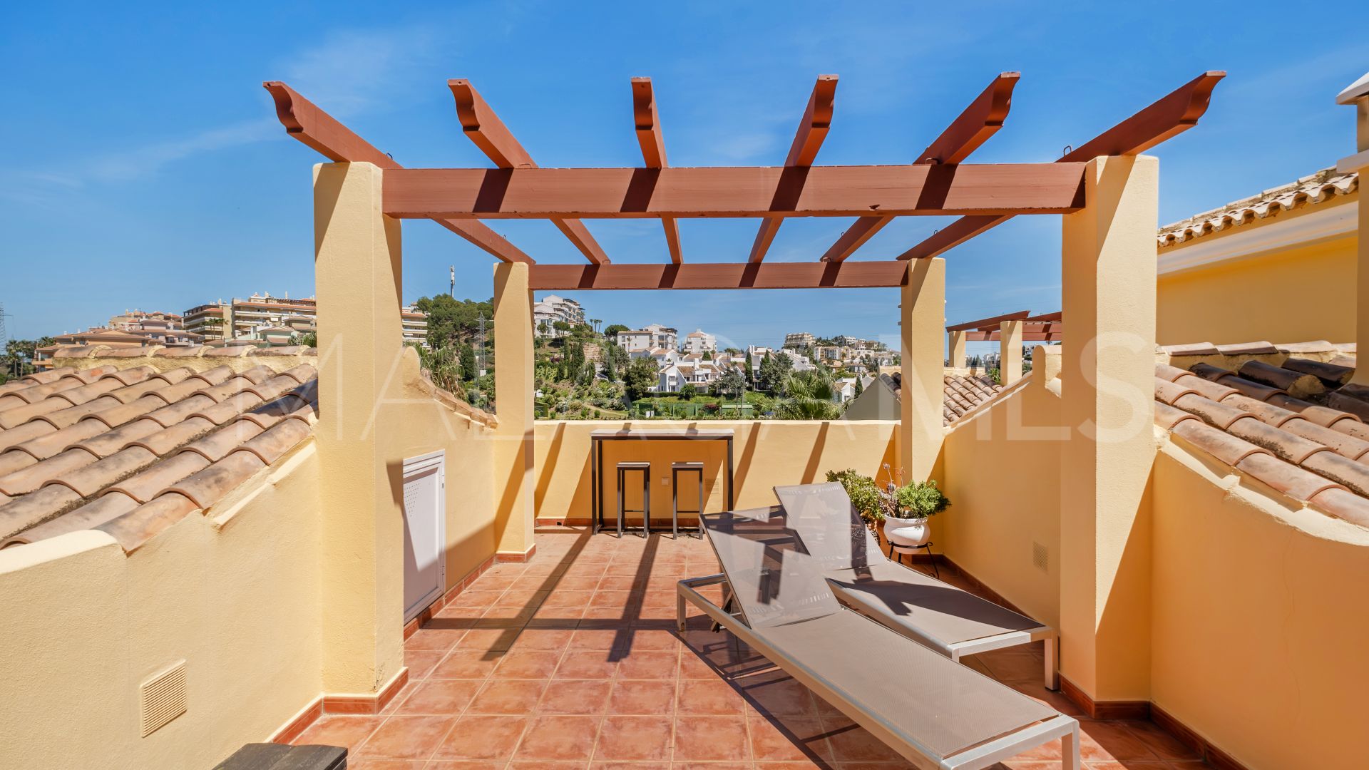 Se vende adosado in Riviera del Sol with 3 bedrooms