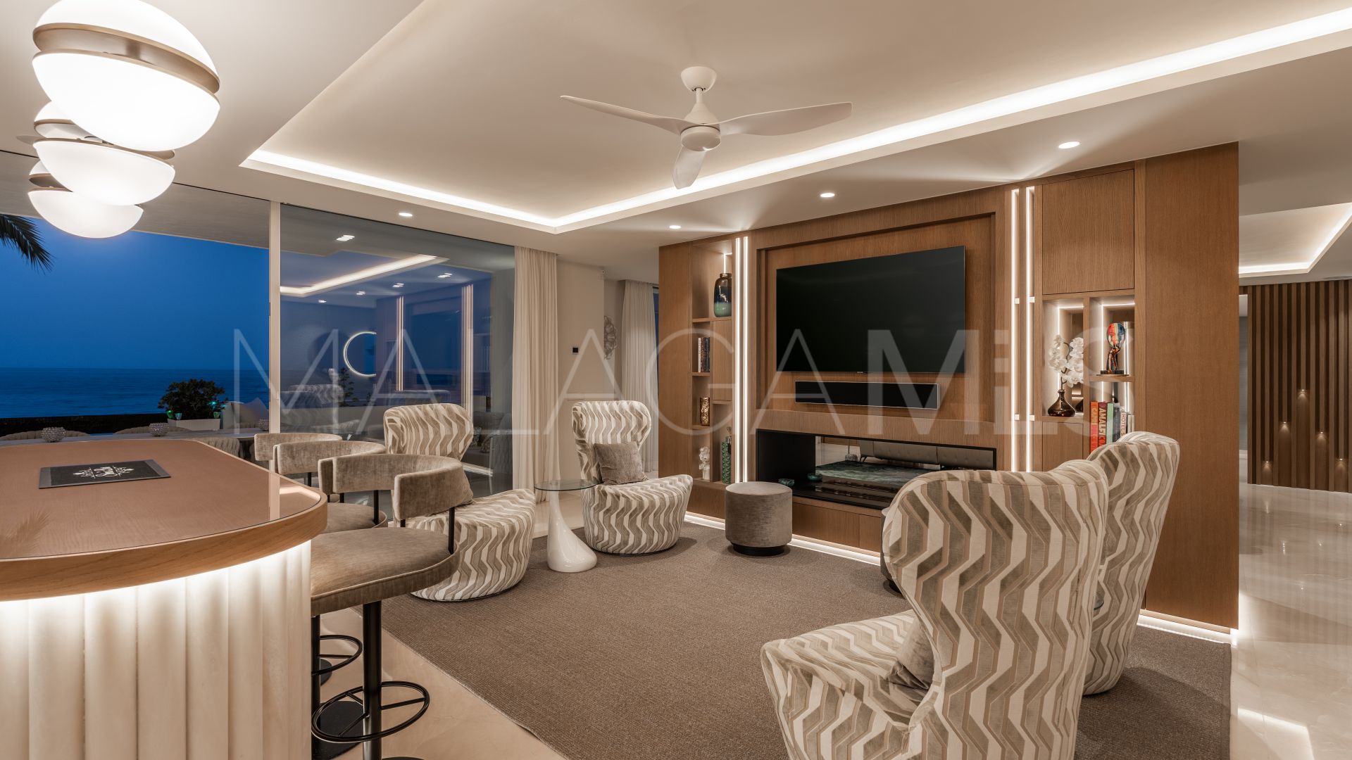 Zweistöckiges penthouse for sale in Puente Romano