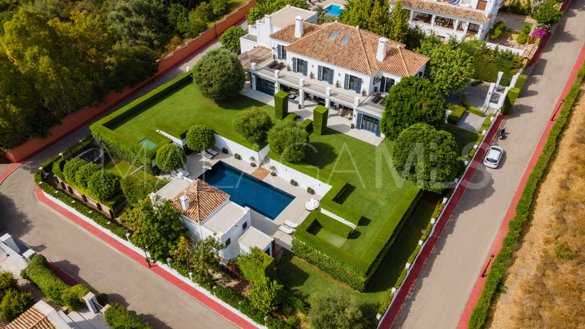 Villa for sale in Marbella Golden Mile