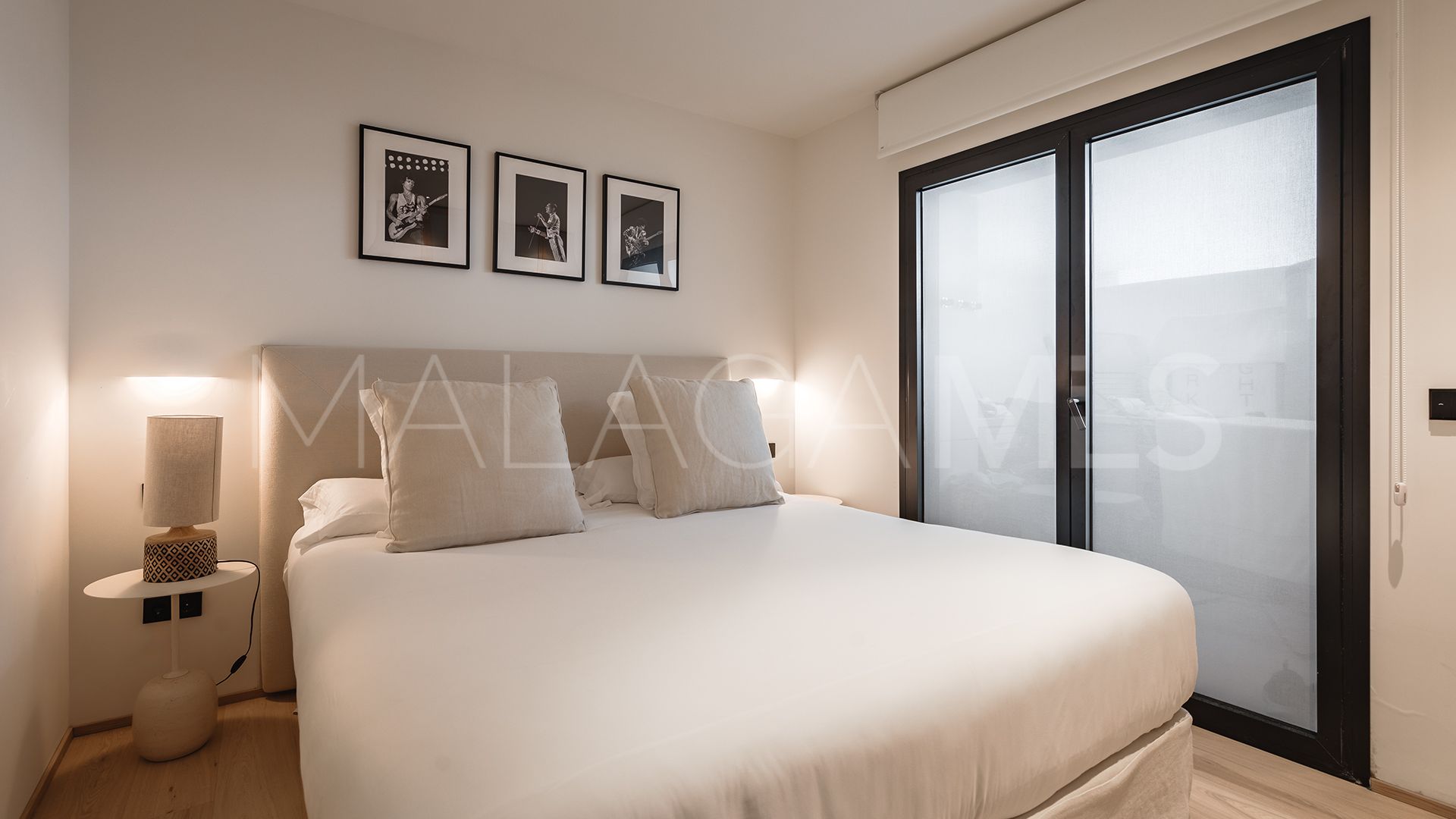 Lägenhet for sale in Las Lomas del Marbella Club