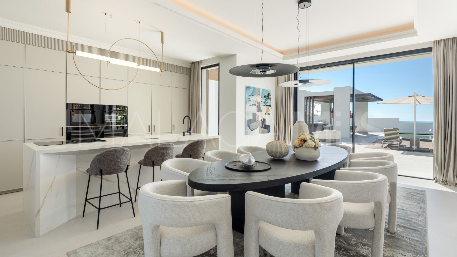 Villa for sale in Benahavis