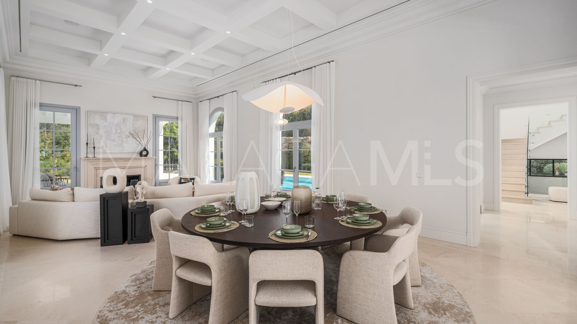 Nueva Andalucia 4 bedrooms villa for sale