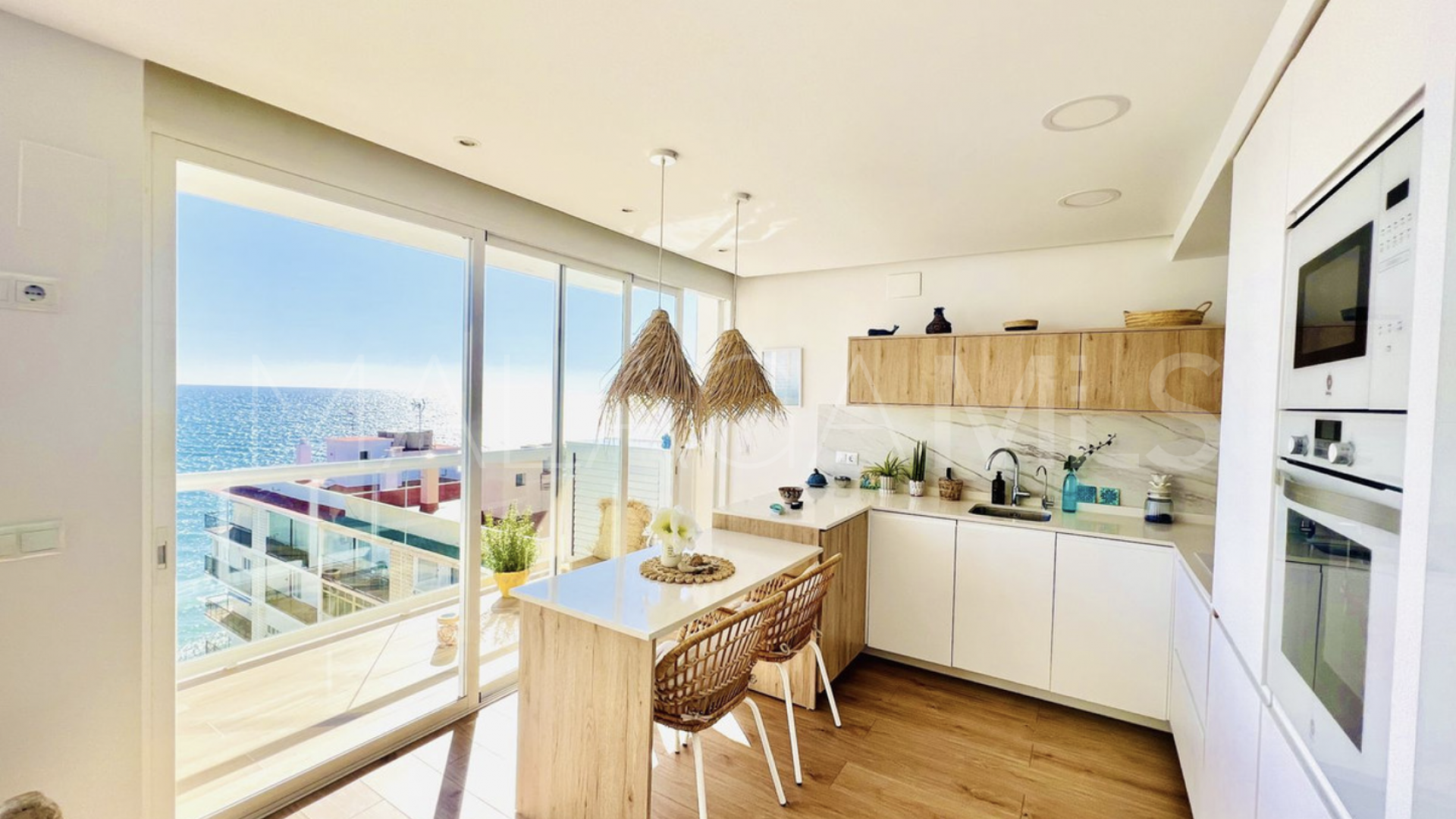 Calahonda Playa 2 bedrooms apartment for sale