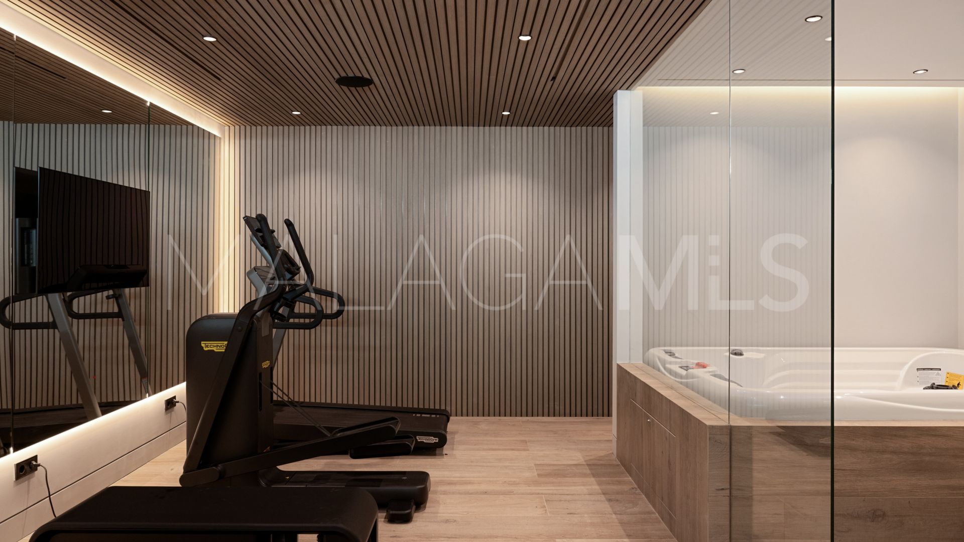 Villa for sale in Golden Mile