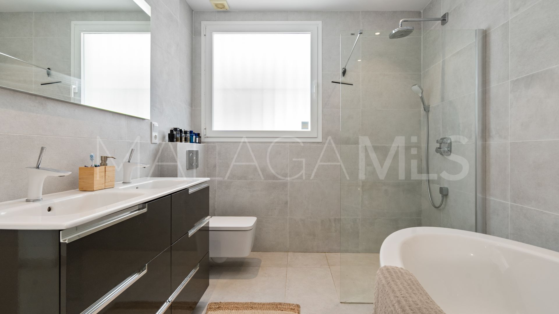 Villa for sale in Marbesa