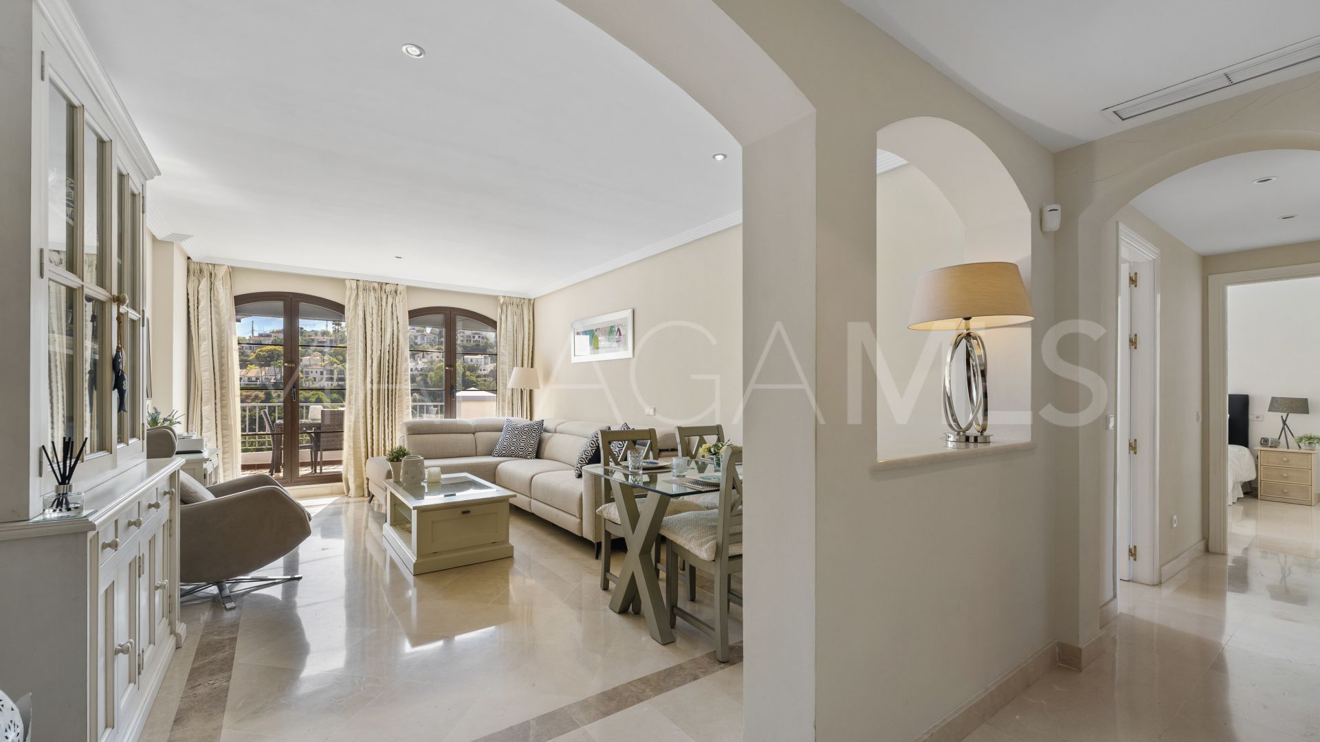 Penthouse in Los Arqueros for sale