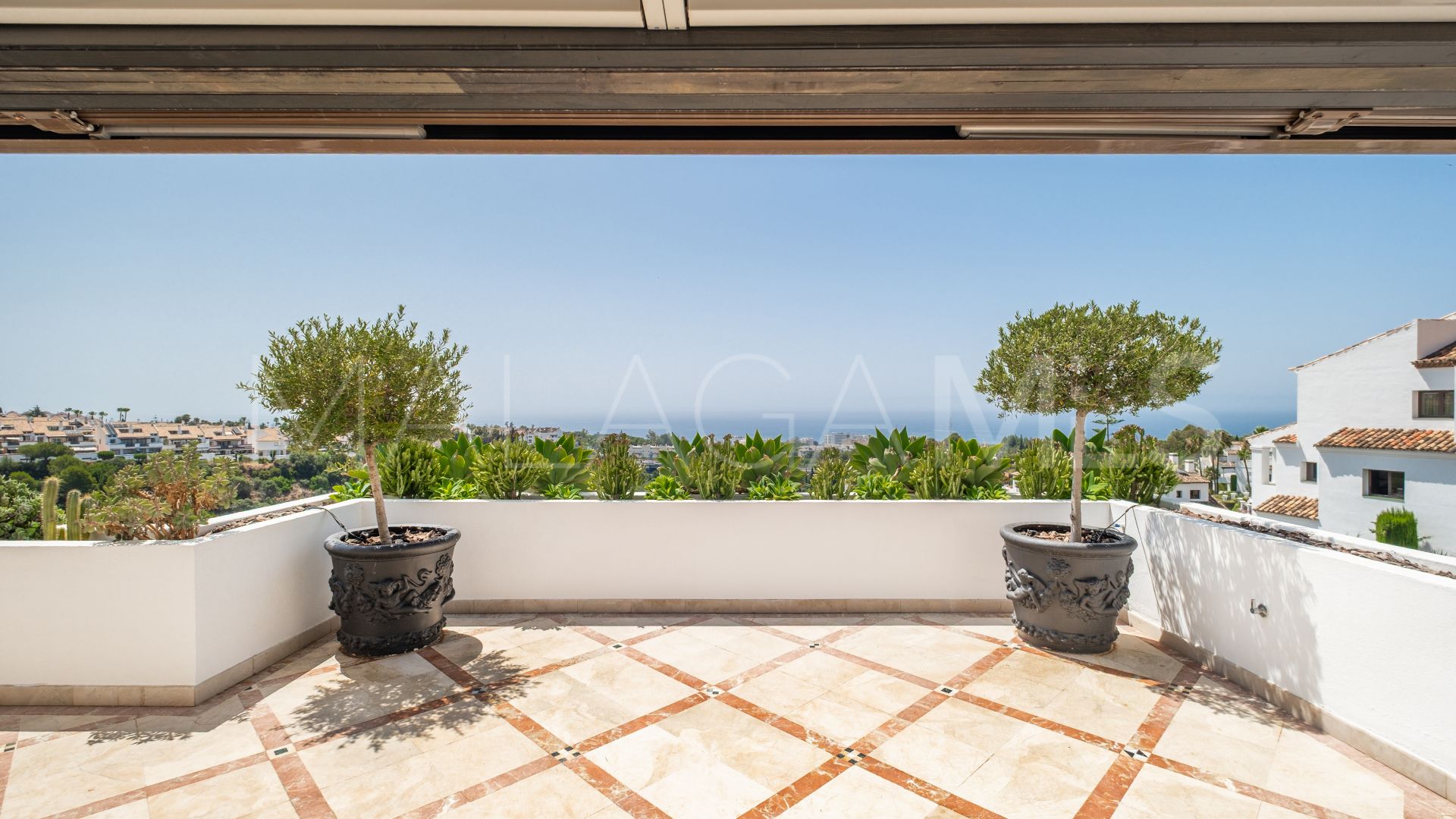 Duplex penthouse for sale in Monte Paraiso Country Club
