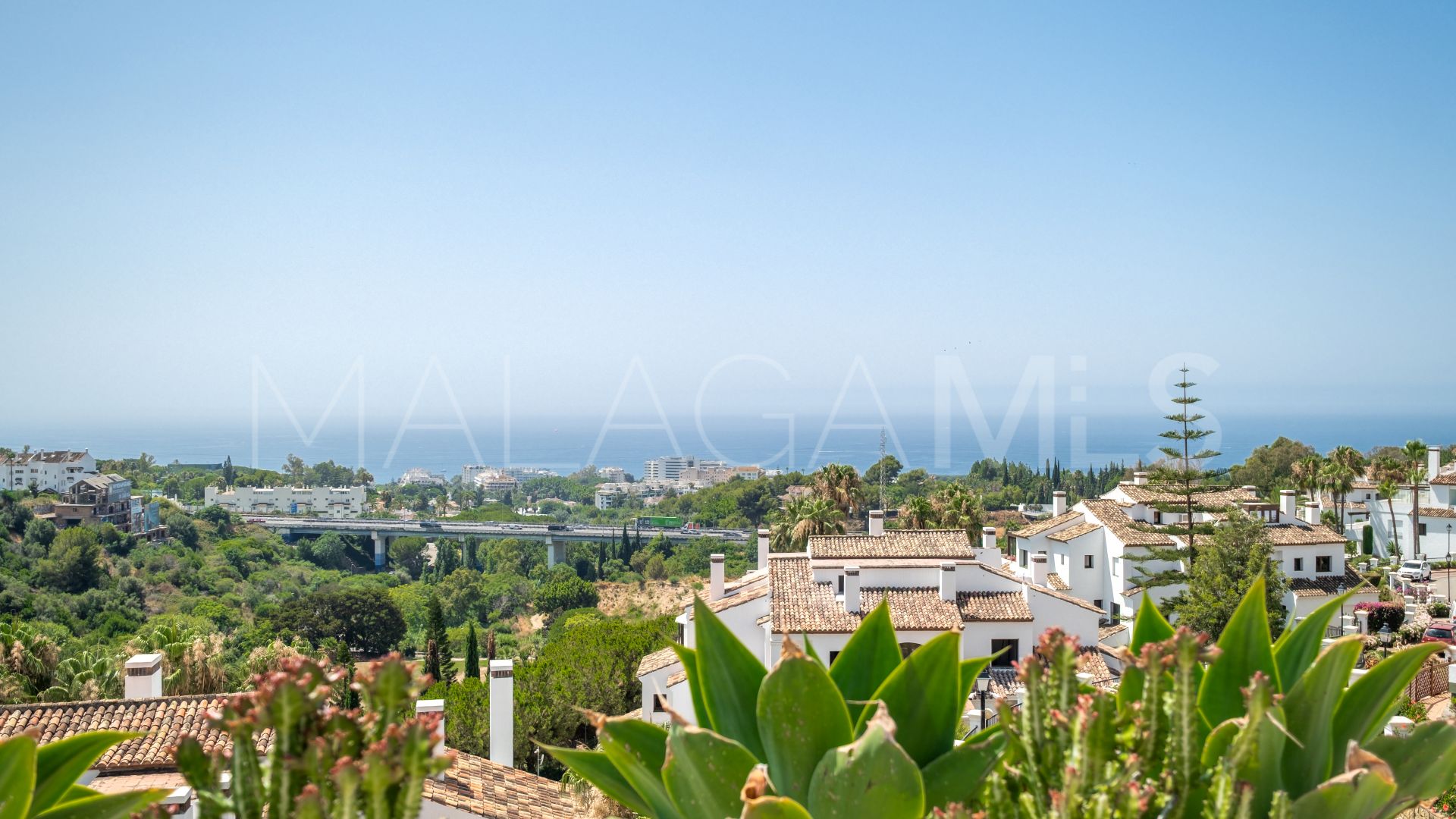 Duplex penthouse for sale in Monte Paraiso Country Club