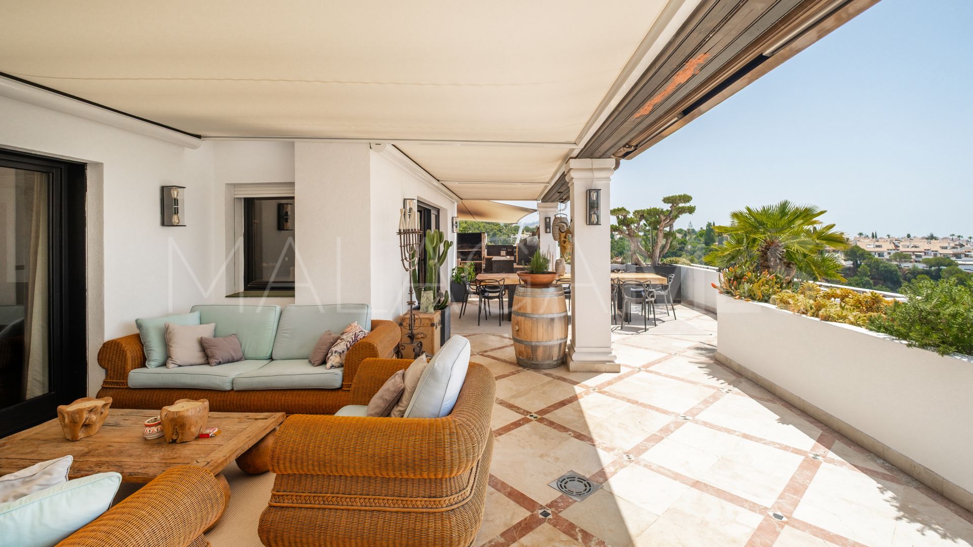 Duplex penthouse for sale in Monte Paraiso Country Club