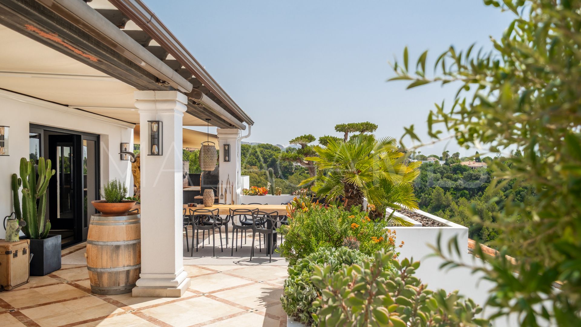 Duplex penthouse for sale in Monte Paraiso Country Club