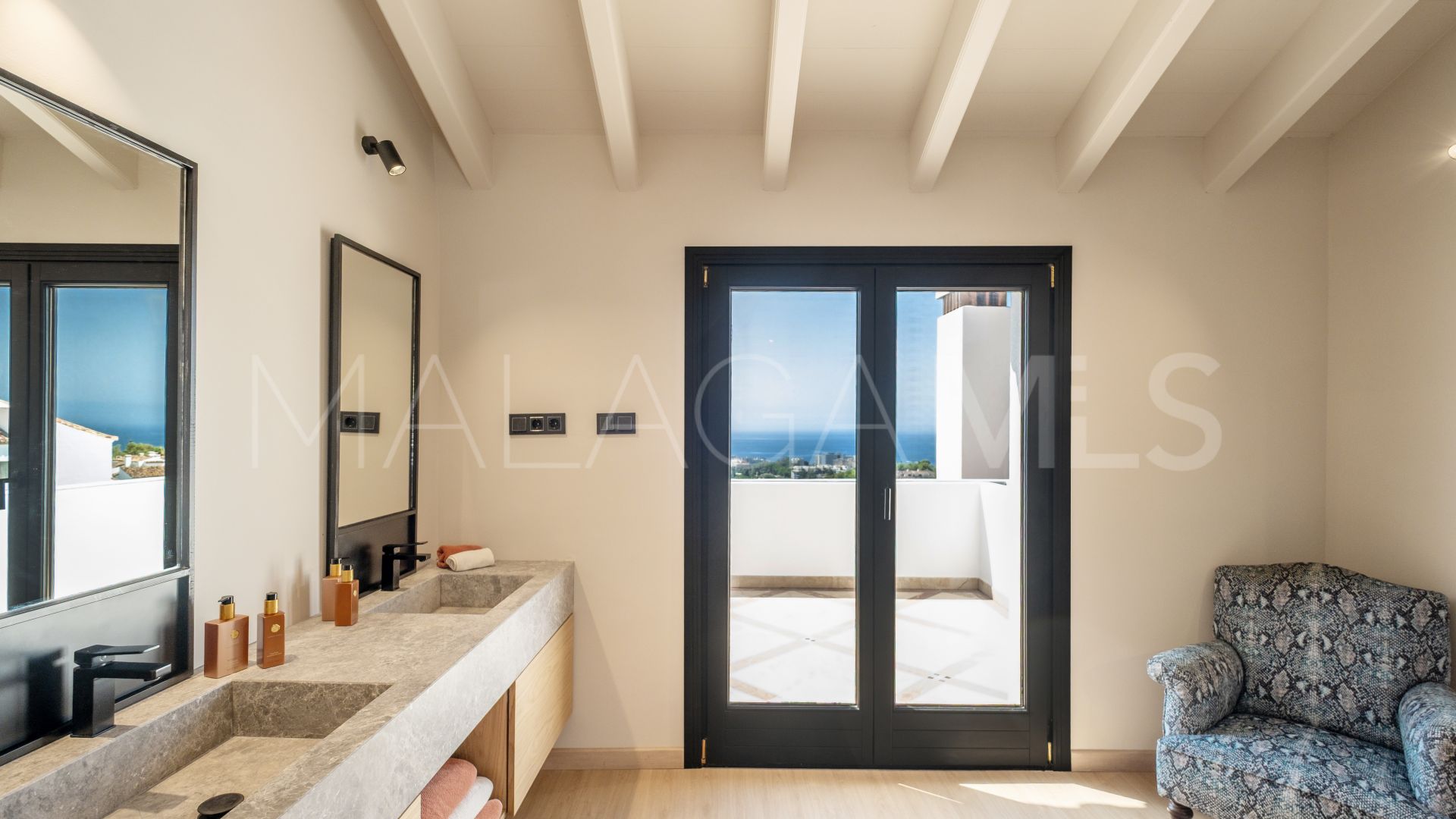 Duplex penthouse for sale in Monte Paraiso Country Club