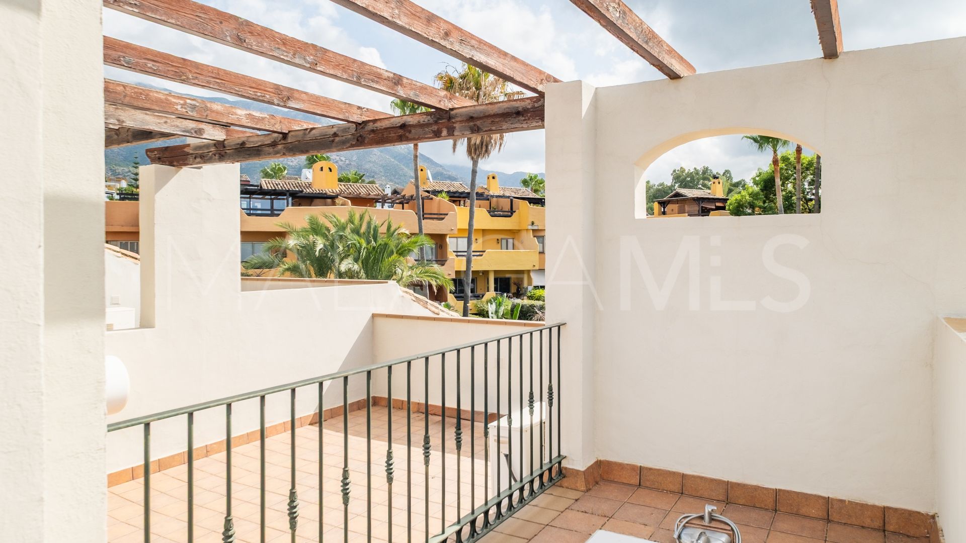 Adosado for sale with 3 bedrooms in Nagüeles
