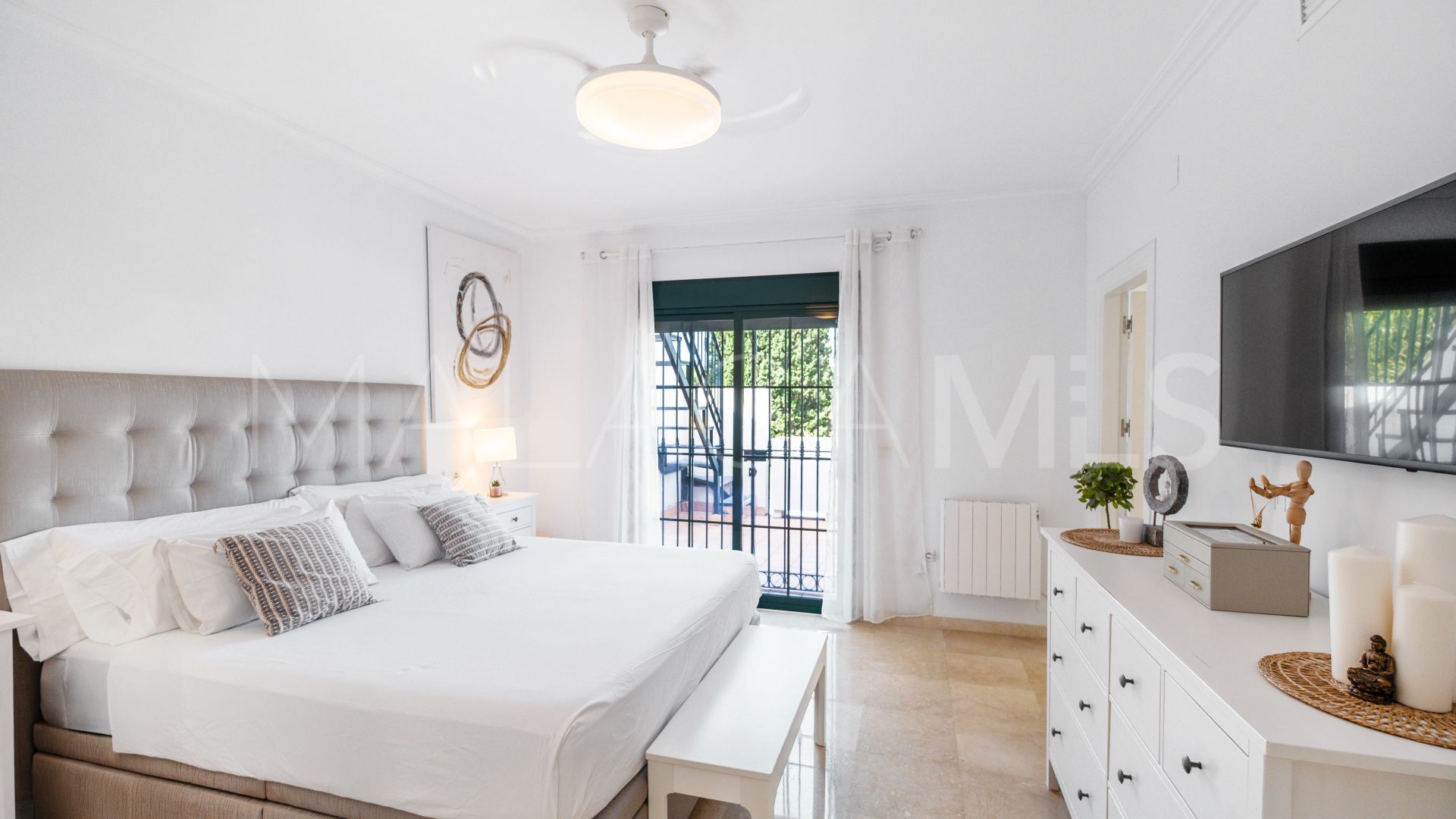 Adosado for sale with 3 bedrooms in Nagüeles