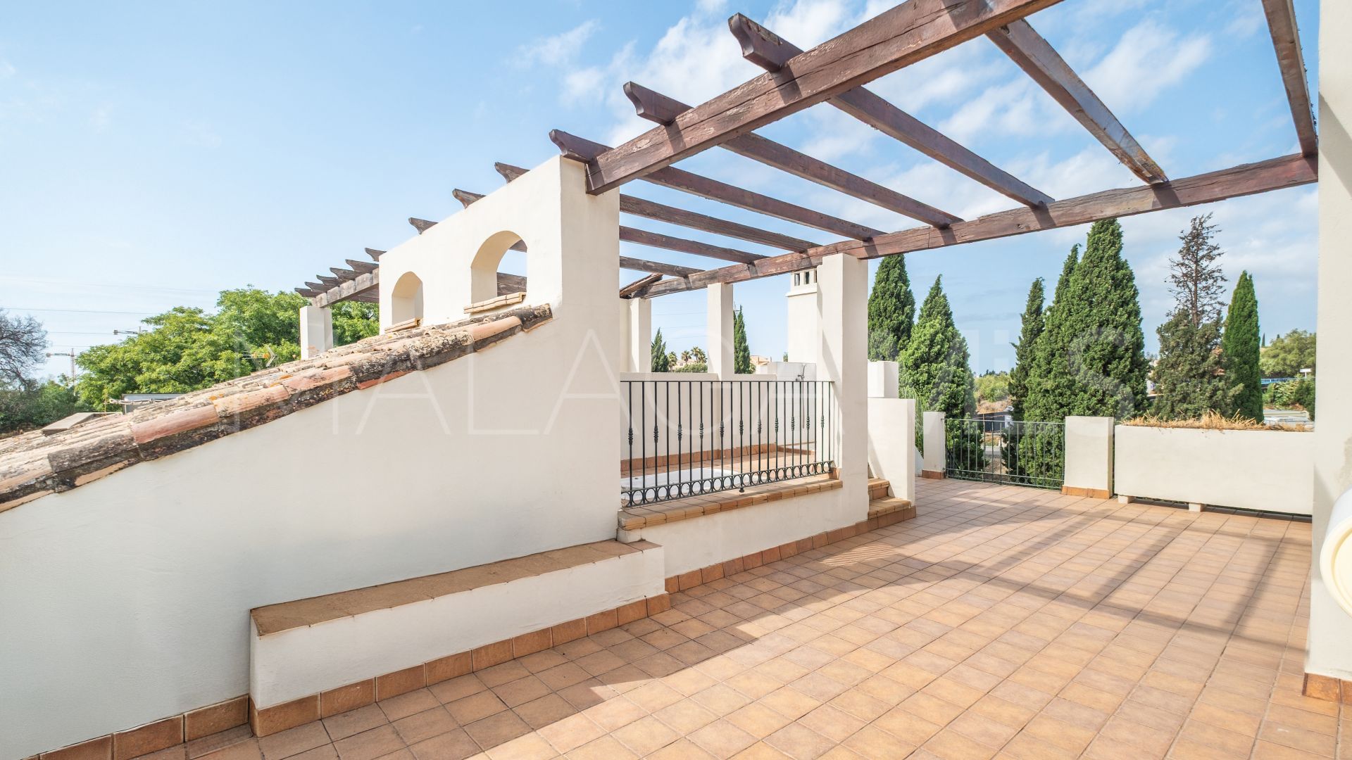Adosado for sale with 3 bedrooms in Nagüeles