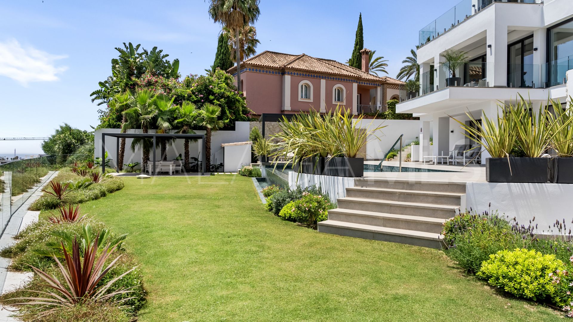 Villa for sale in Los Flamingos
