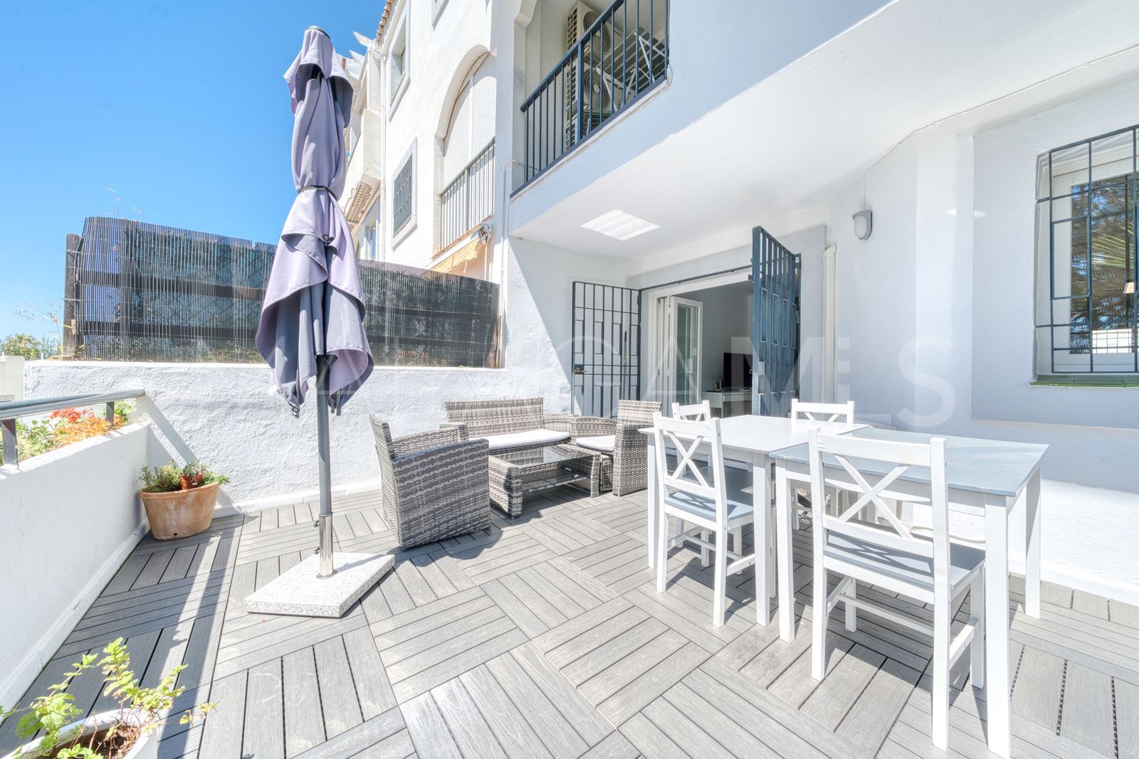 Radhus for sale in Los Naranjos