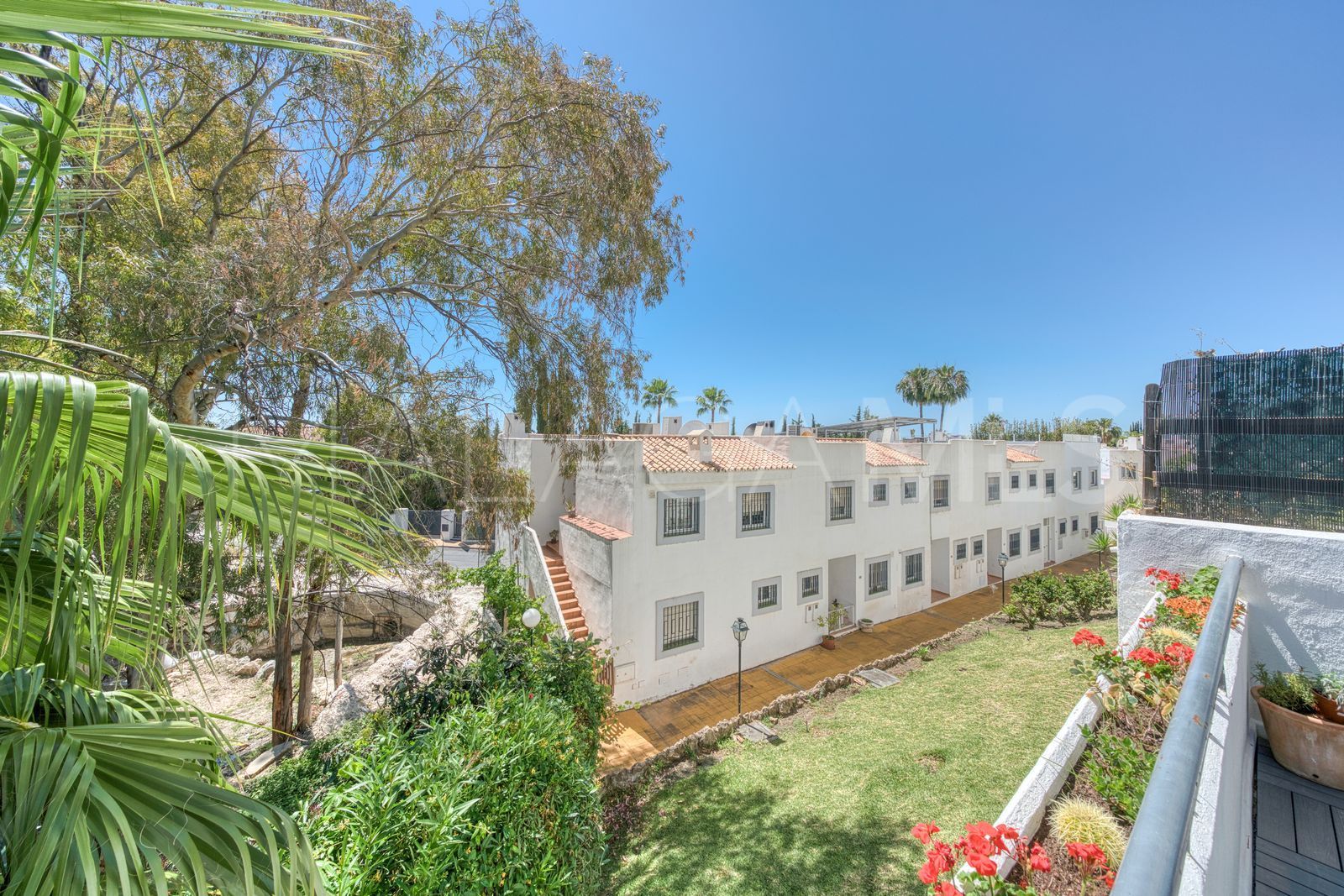 Radhus for sale in Los Naranjos