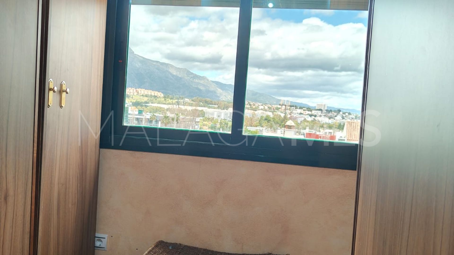 Atico duplex a la venta in San Pedro de Alcantara with 3 bedrooms
