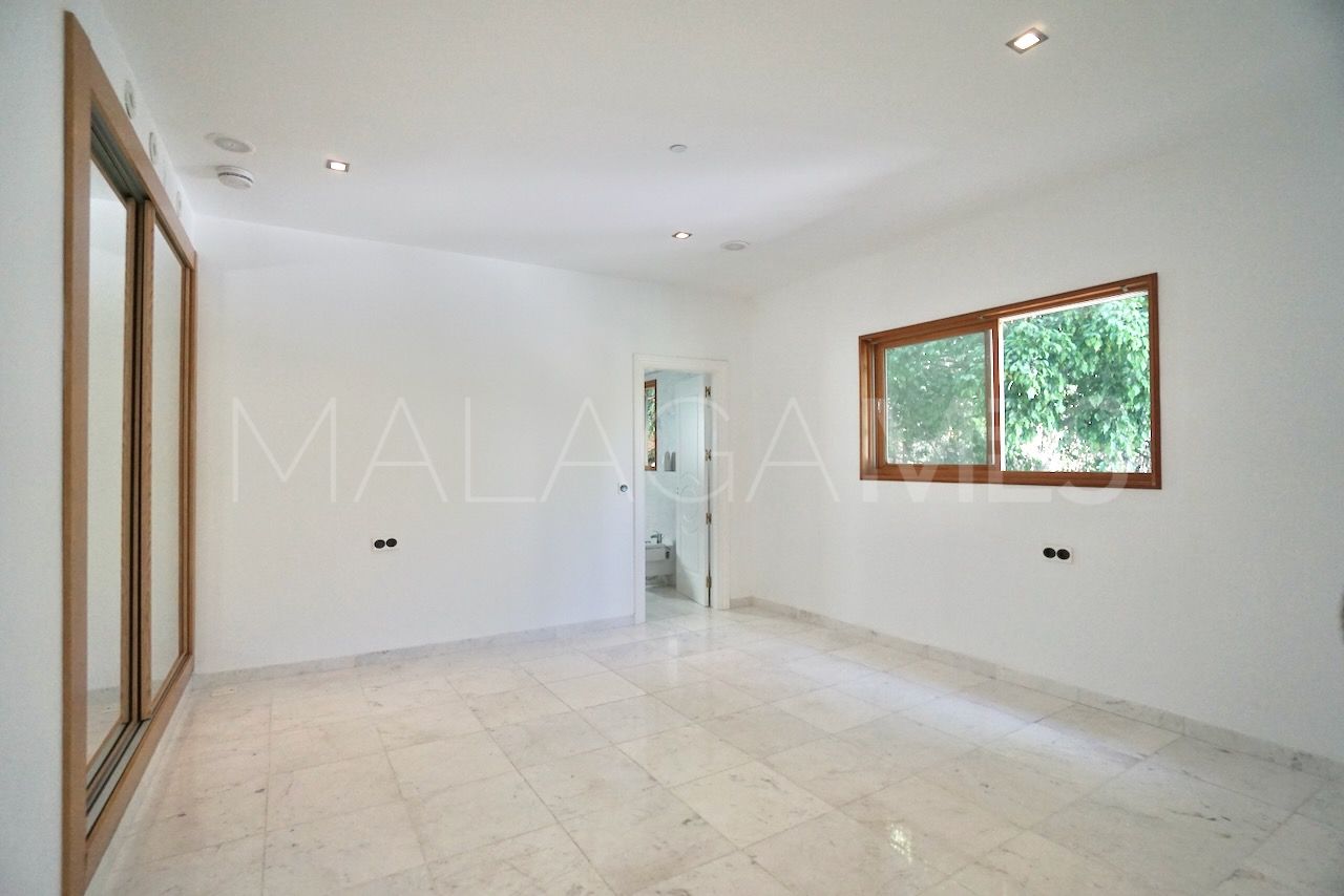 Se vende villa in Altos del Paraiso