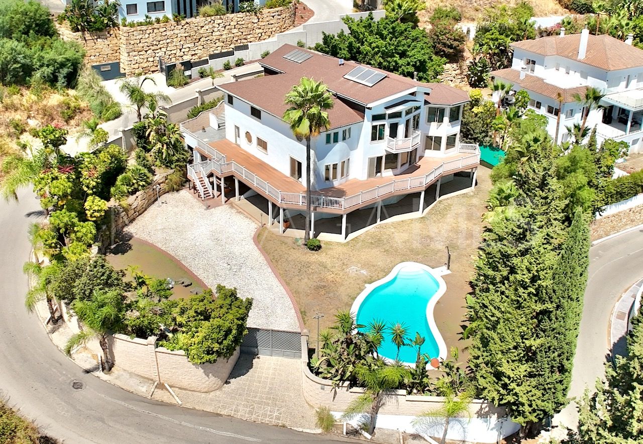 Se vende villa in Altos del Paraiso