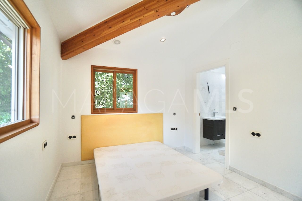 Se vende villa in Altos del Paraiso