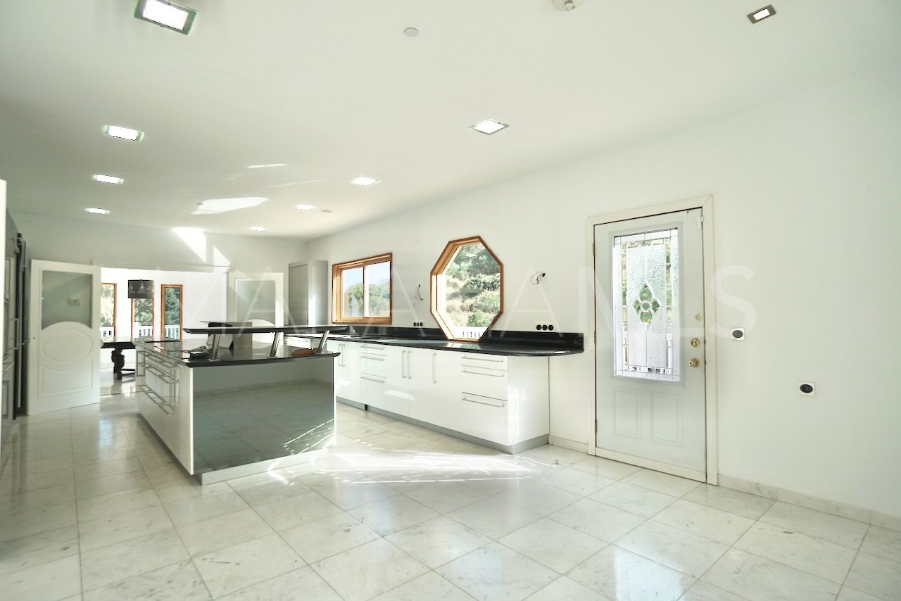 Se vende villa in Altos del Paraiso