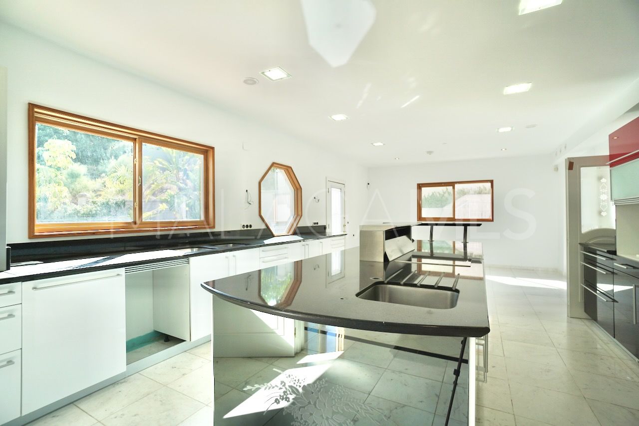 Se vende villa in Altos del Paraiso