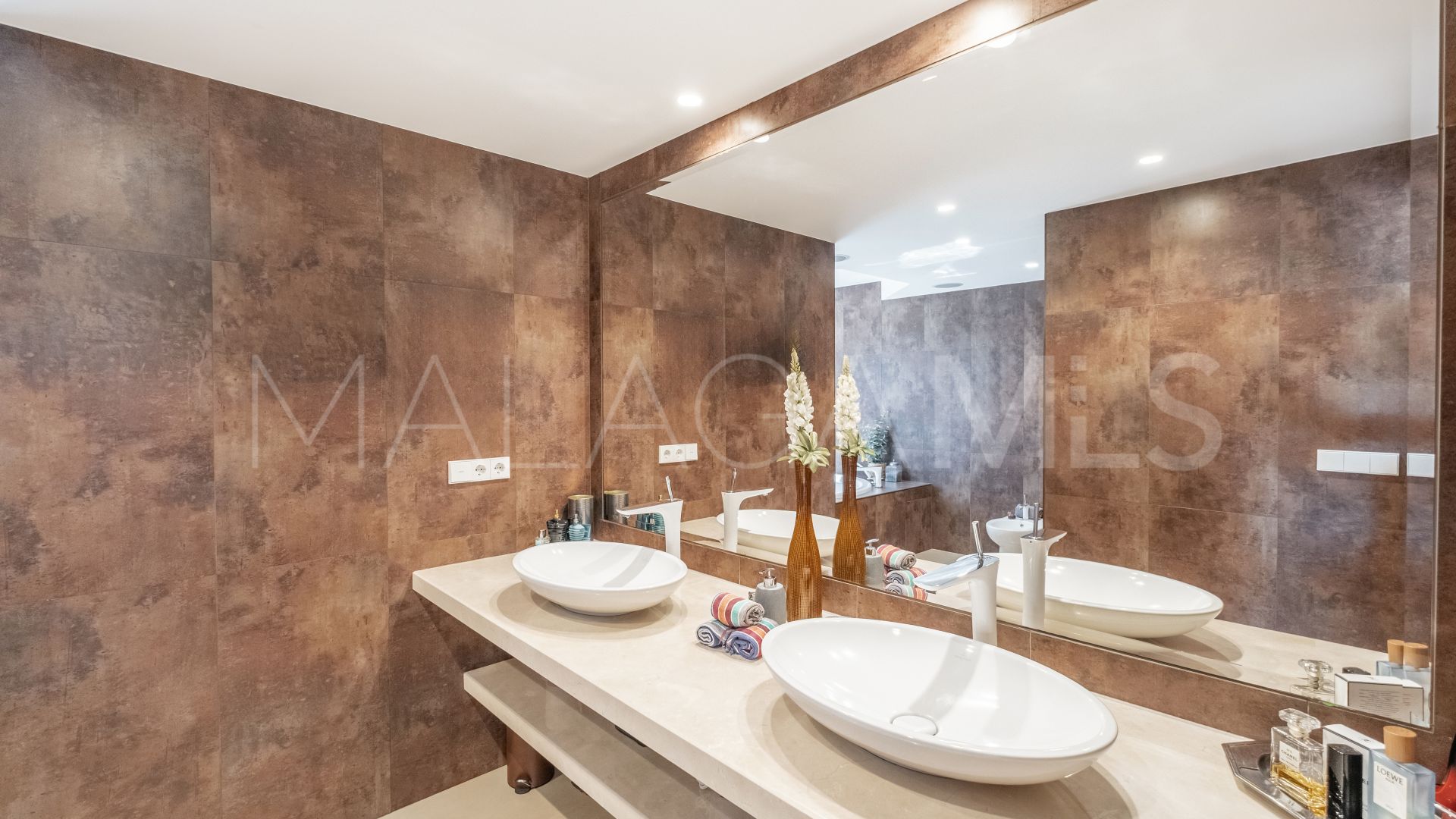 Villa a la venta in Nueva Andalucia de 4 bedrooms
