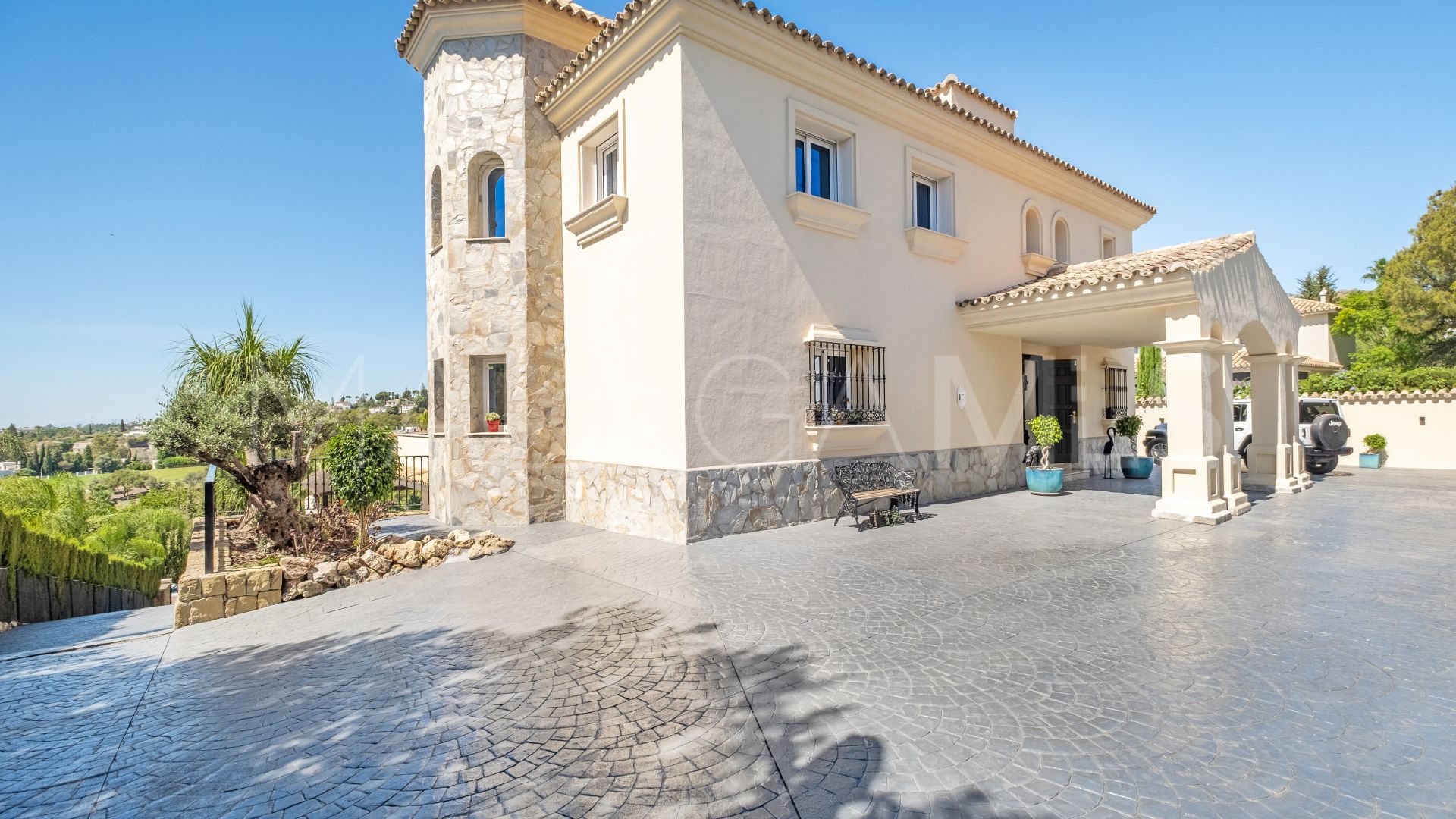 Villa a la venta in Nueva Andalucia de 4 bedrooms