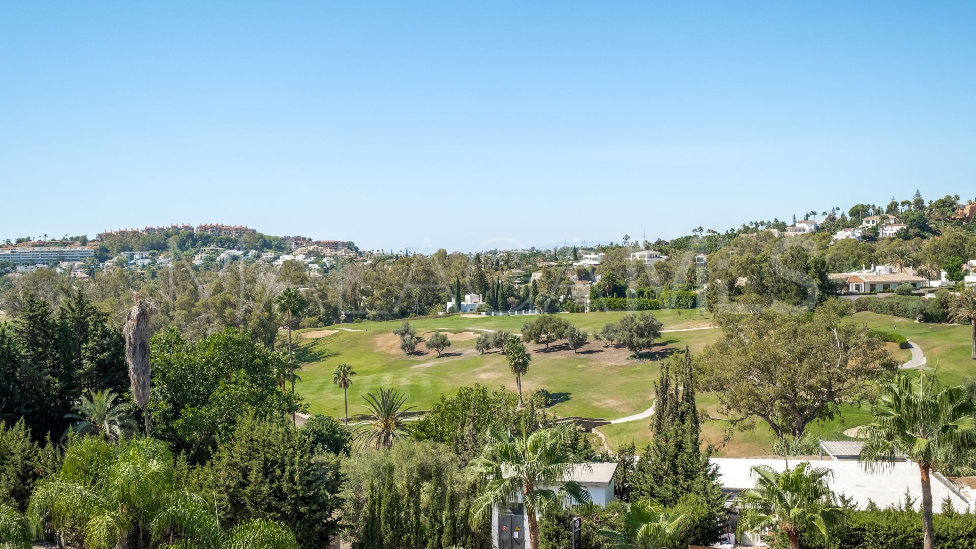 Villa a la venta in Nueva Andalucia de 4 bedrooms