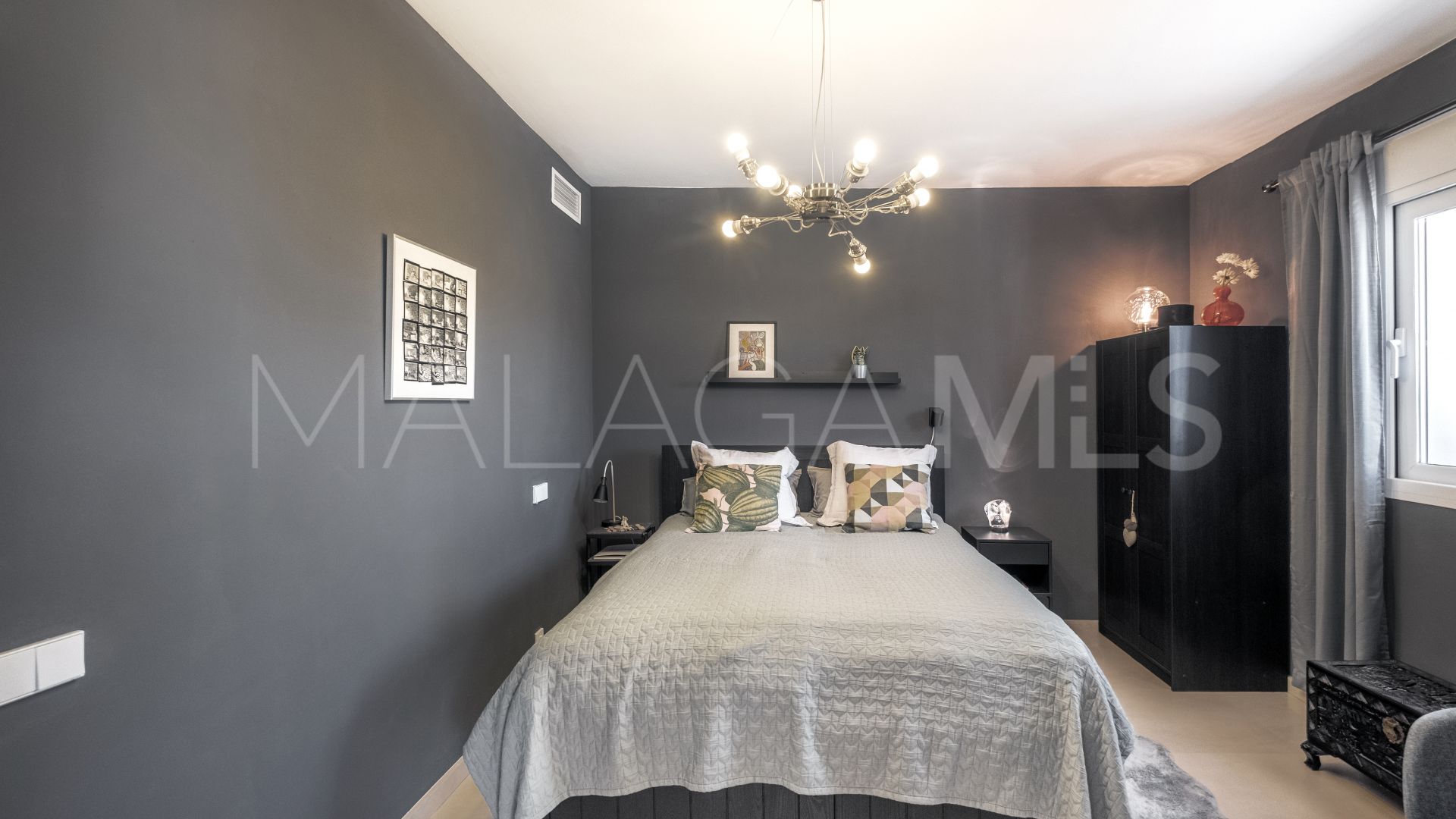 Villa a la venta in Nueva Andalucia de 4 bedrooms