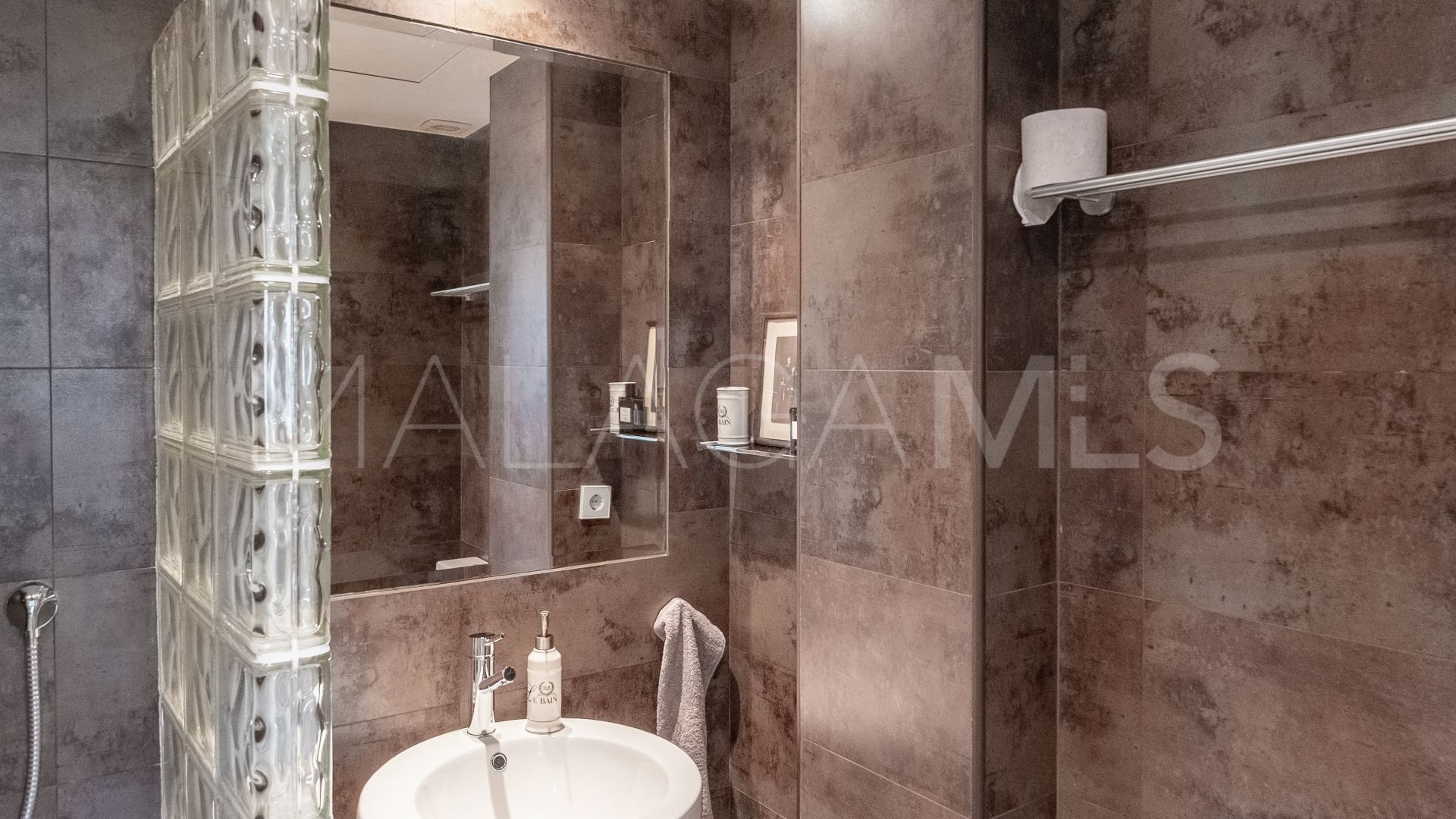 Villa a la venta in Nueva Andalucia de 4 bedrooms
