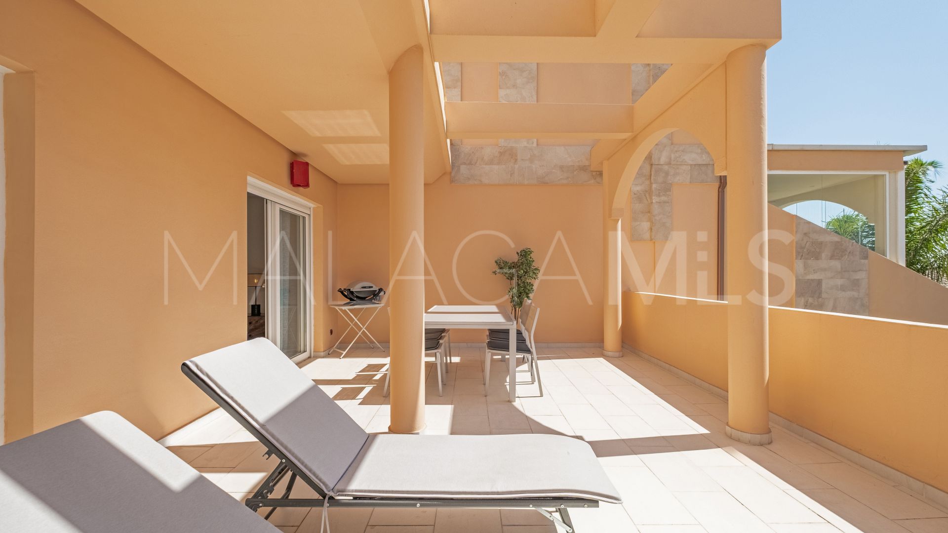 2 bedrooms Nueva Andalucia apartment for sale