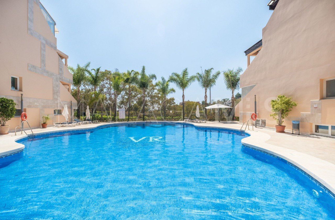 2 bedrooms Nueva Andalucia apartment for sale
